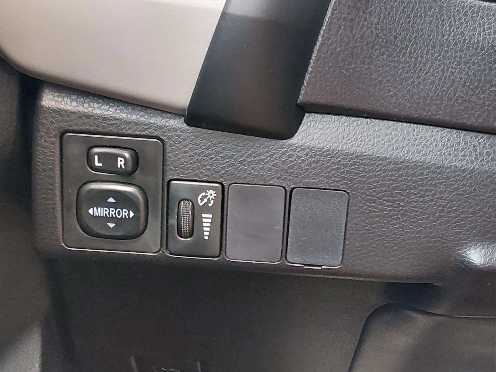 Used 2018 Galactic Aqua Mica Toyota LE image 30