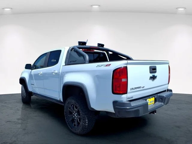 Used 2018 White Chevrolet ZR2 image 9