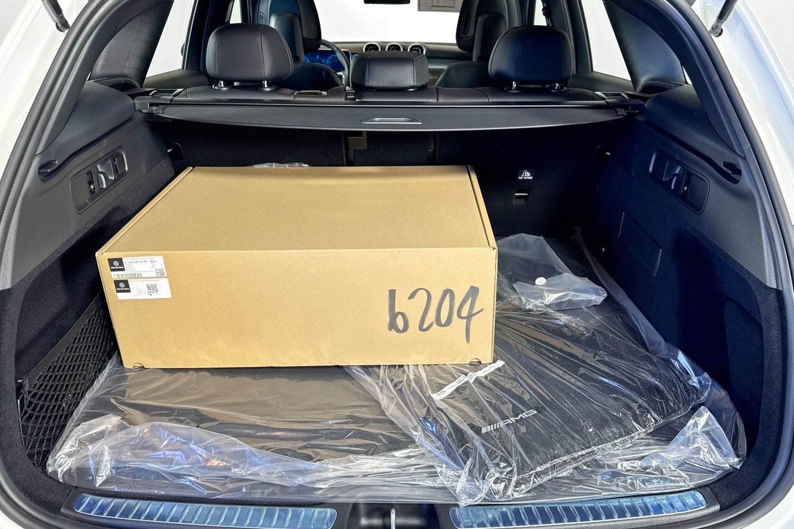 New 2026 Polar White Mercedes-Benz AMG® GLC 43 image 24