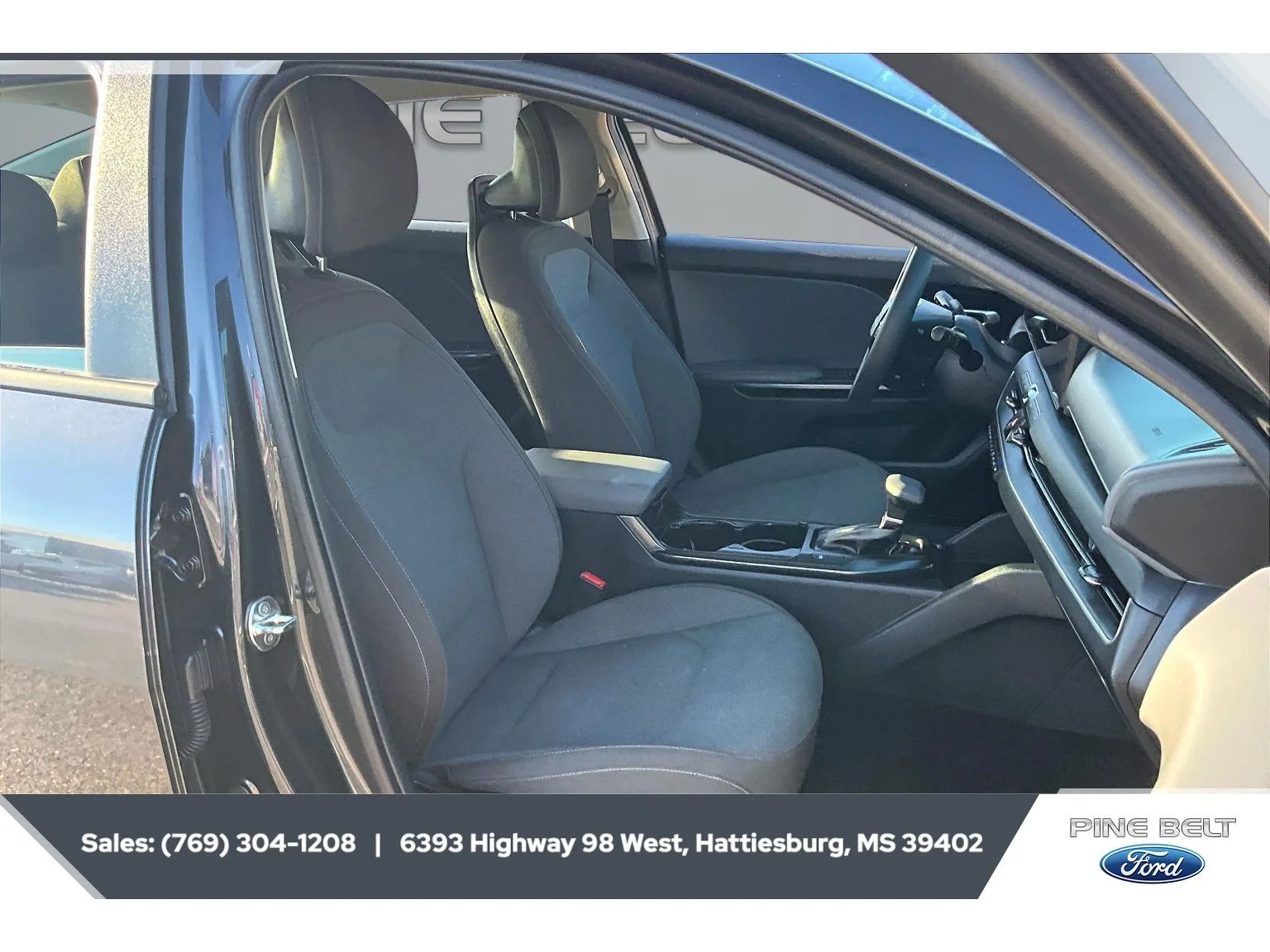 Used 2025 Interstellar Gray Kia LX image 6