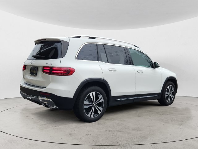 Used 2025 White Mercedes-Benz GLB 250 image 5