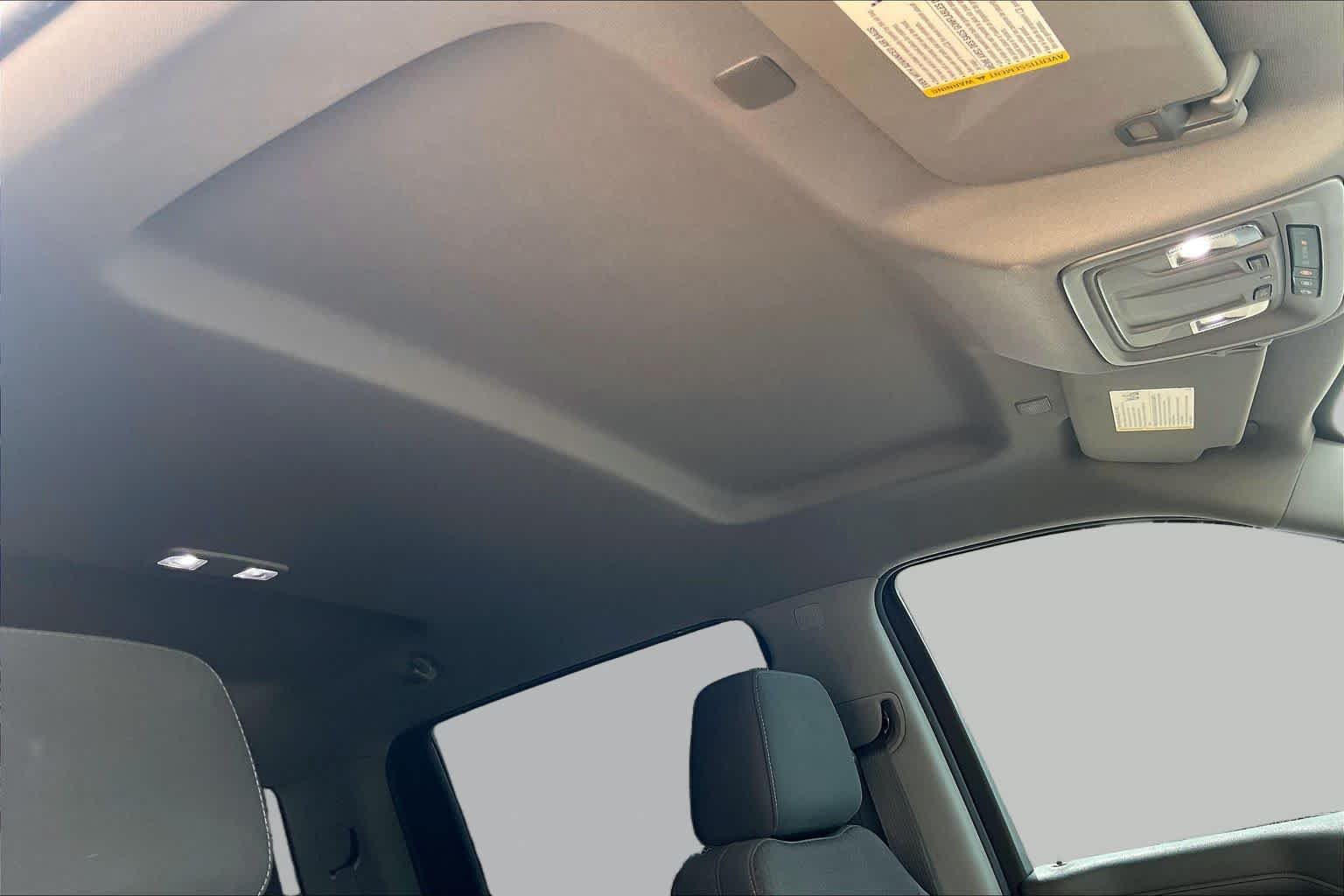 Used 2021 Shadow Gray Metallic Chevrolet LT image 14