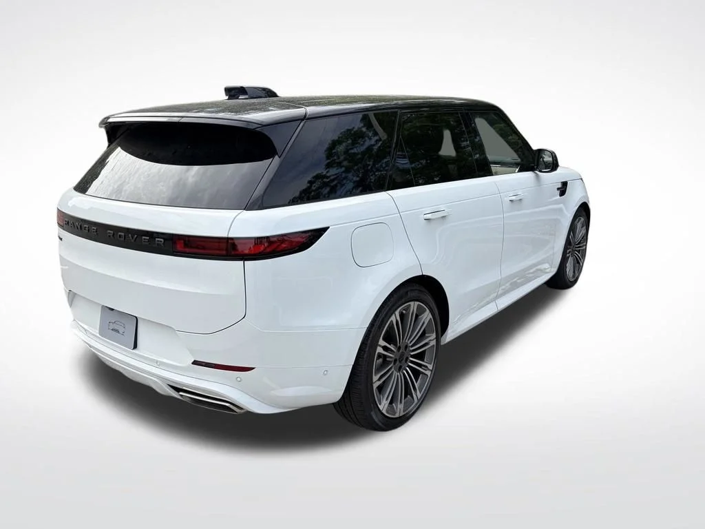 New 2026 White Land Rover Dynamic SE image 8