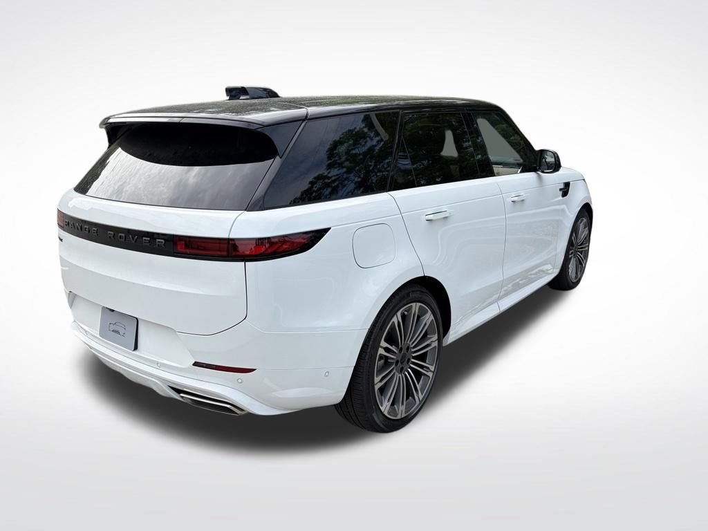 New 2026 Fuji White Land Rover Dynamic SE image 8