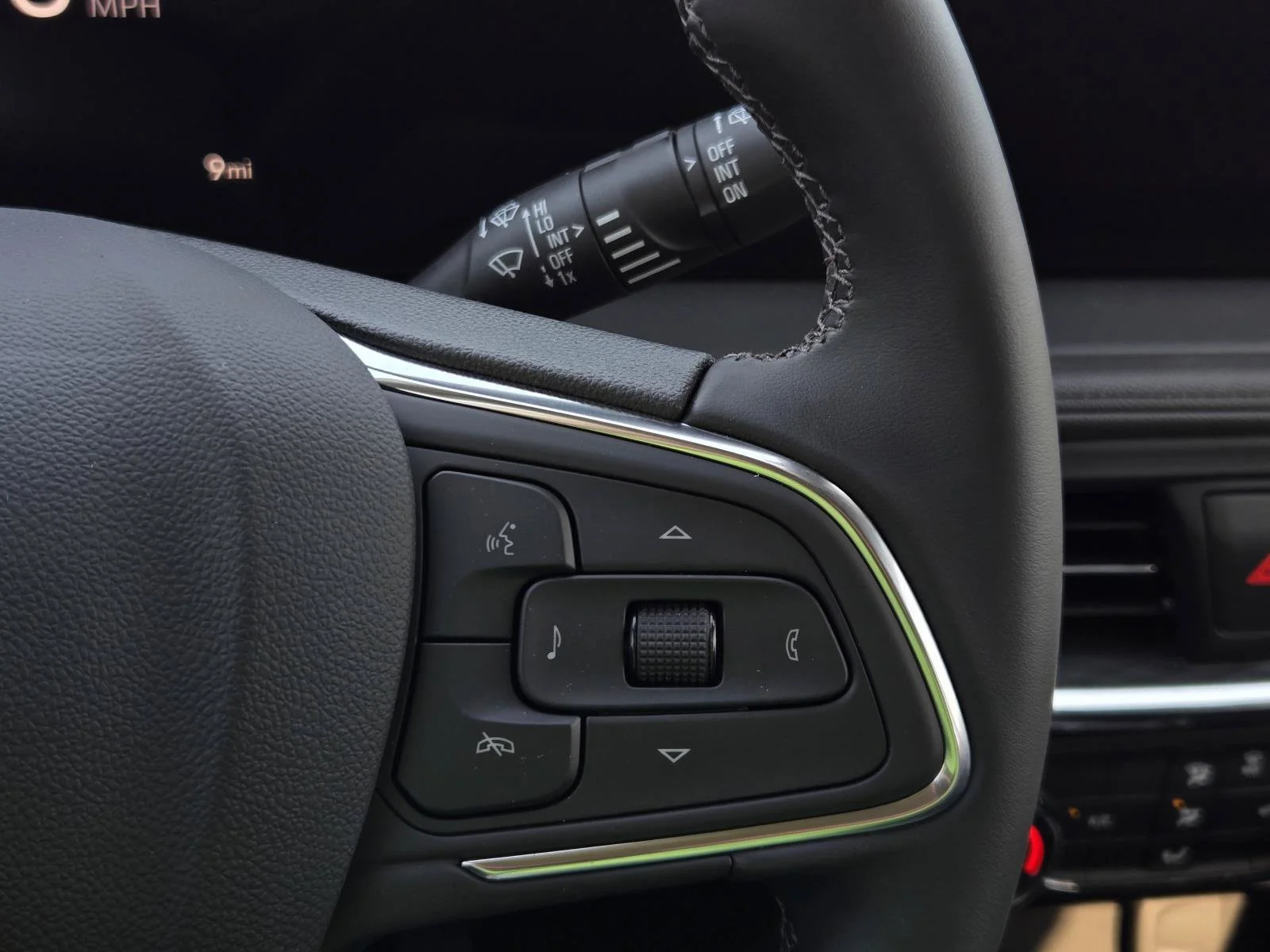2026 Buick Encore GX Sport Touring - Photo 13