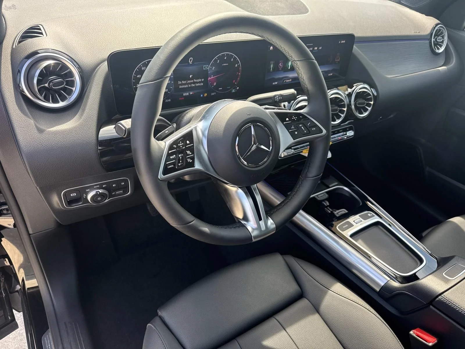 New 2026 Black Mercedes-Benz GLA 250 image 12