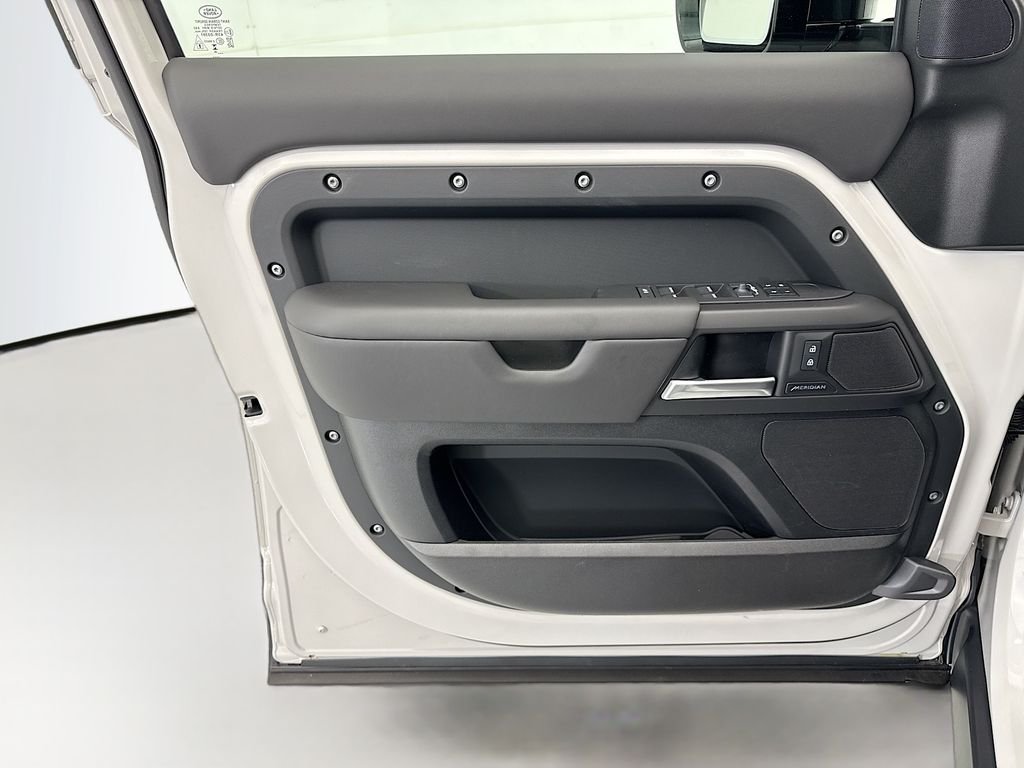 New 2026 Borasco Grey Land Rover S image 23