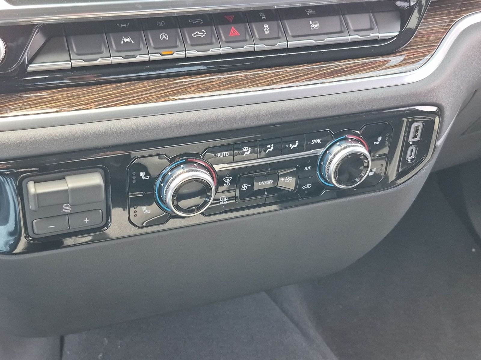 2026 GMC Sierra 1500 Elevation - Photo 12