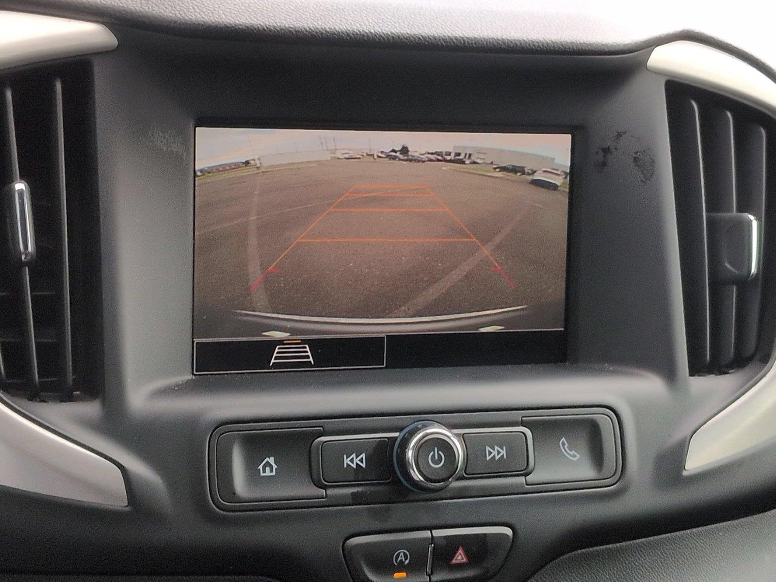 Used 2024 Sterling Metallic GMC SLE image 26