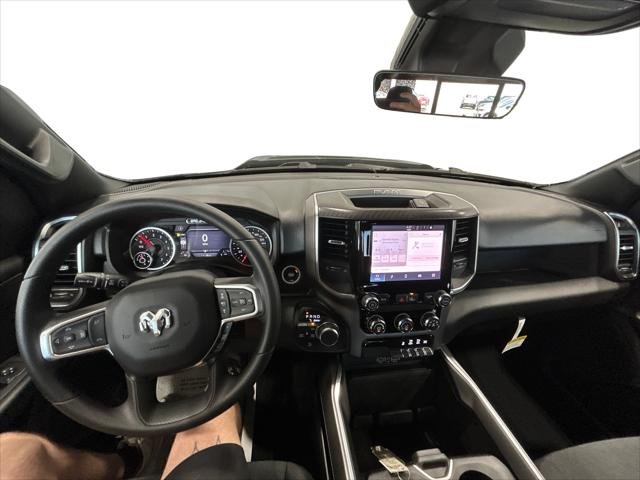 New 2026 Diamond Black Crystal Pearl-Coat Exterior Paint RAM Express image 18