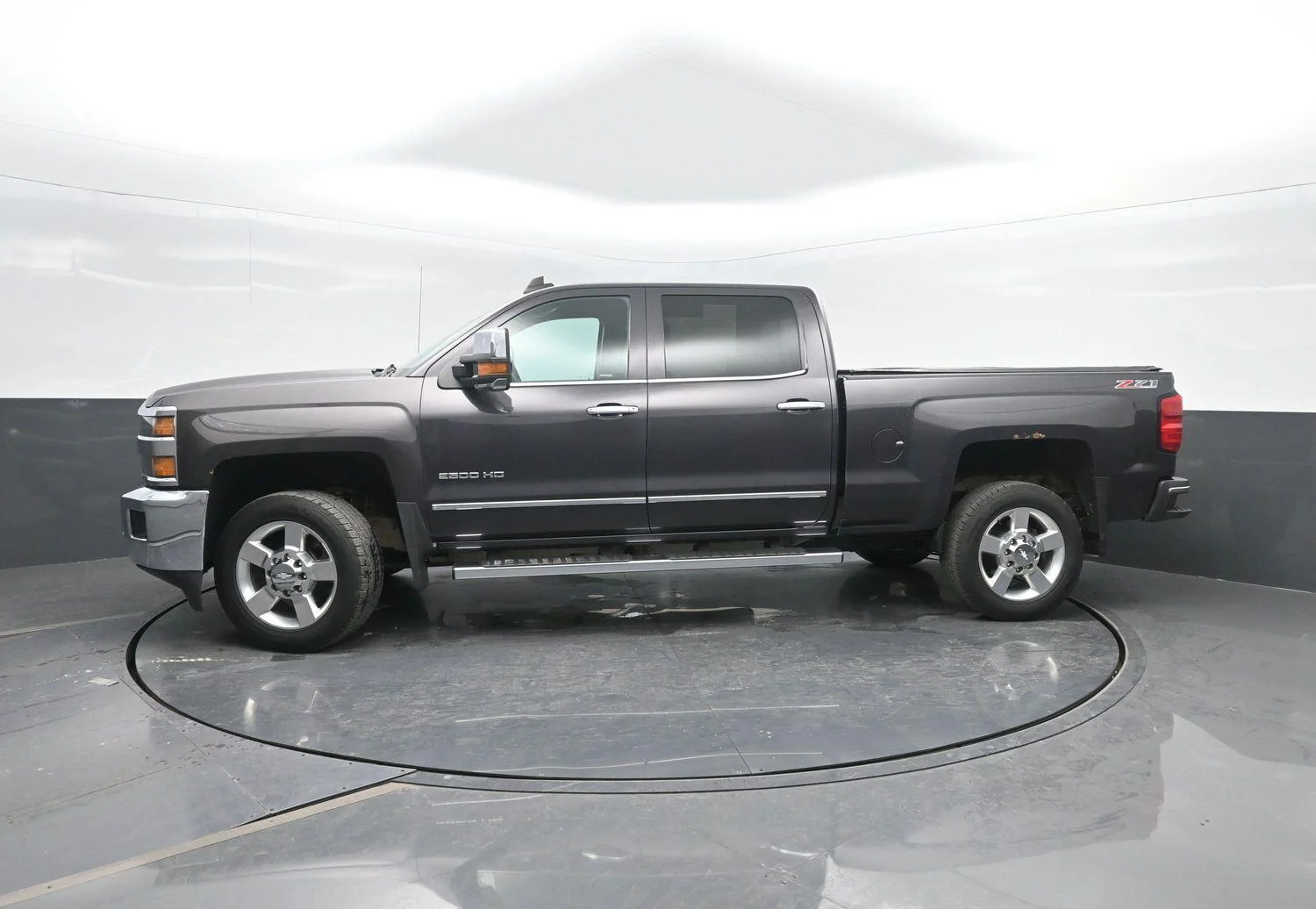 2016 Chevrolet Silverado HD LTZ 4WD Crew Cab Standard Box's photo