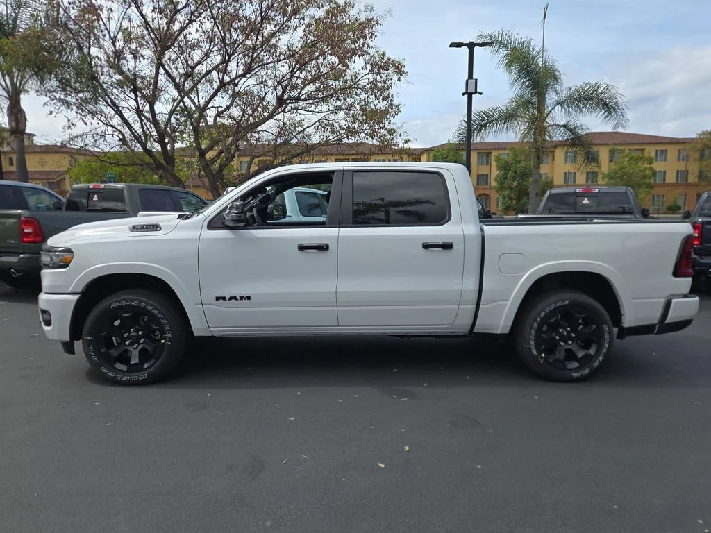 New 2026 Bright White Clear-Coat Exterior Paint RAM Big Horn/Lone Star image 7