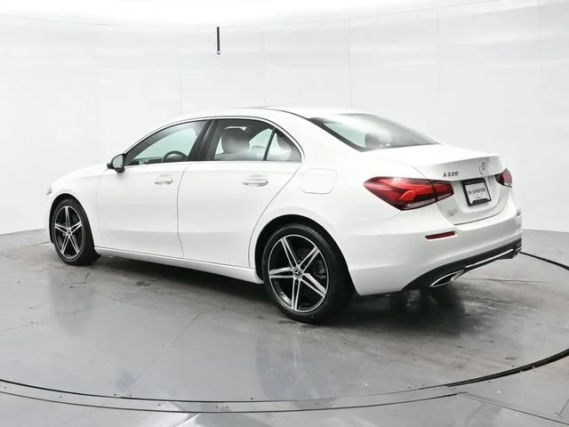 Used 2022 Polar White Mercedes-Benz A 220 image 5