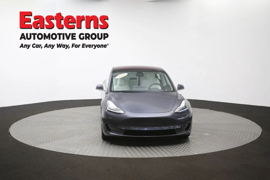 Used 2018 Gray Tesla Long Range image 47