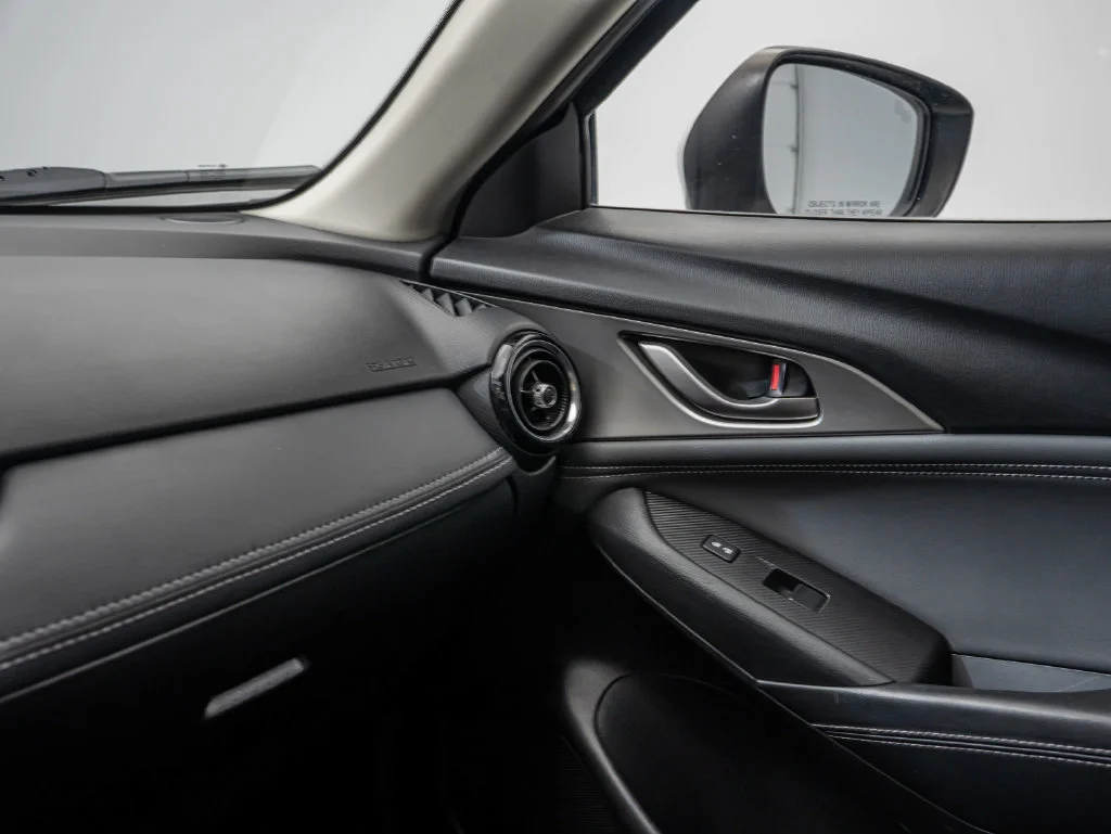 Used 2019 Ceramic Metallic Mazda Touring image 35