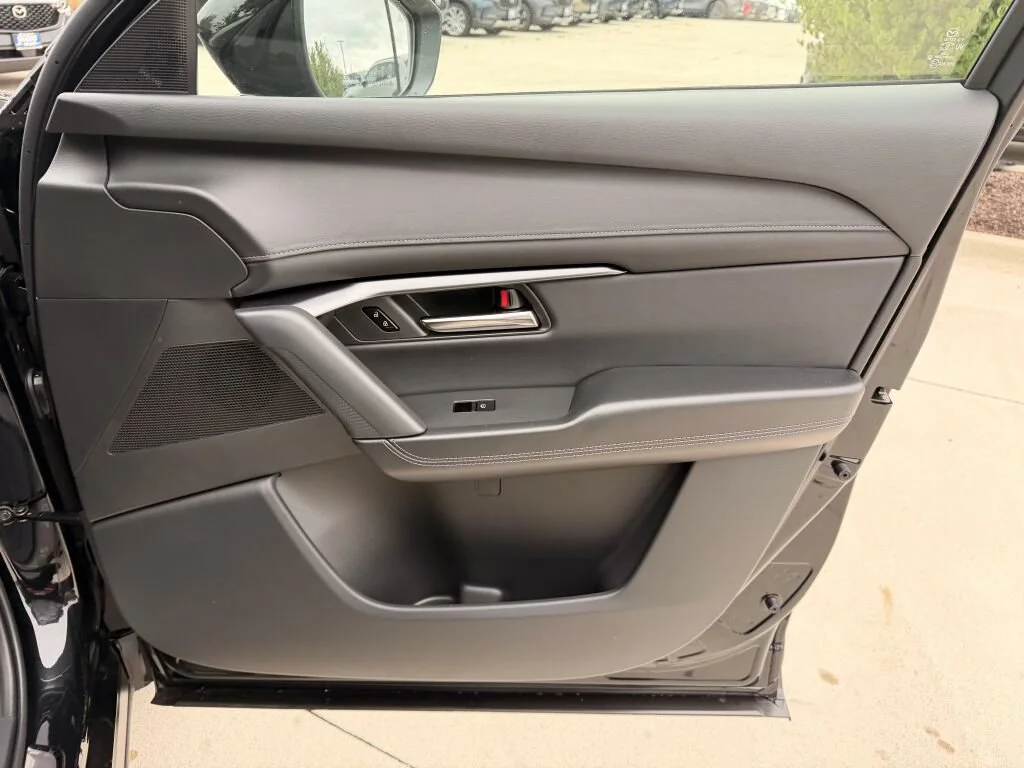 New 2026 Jet Black Mica Mazda 2.5 S Preferred AWD image 6