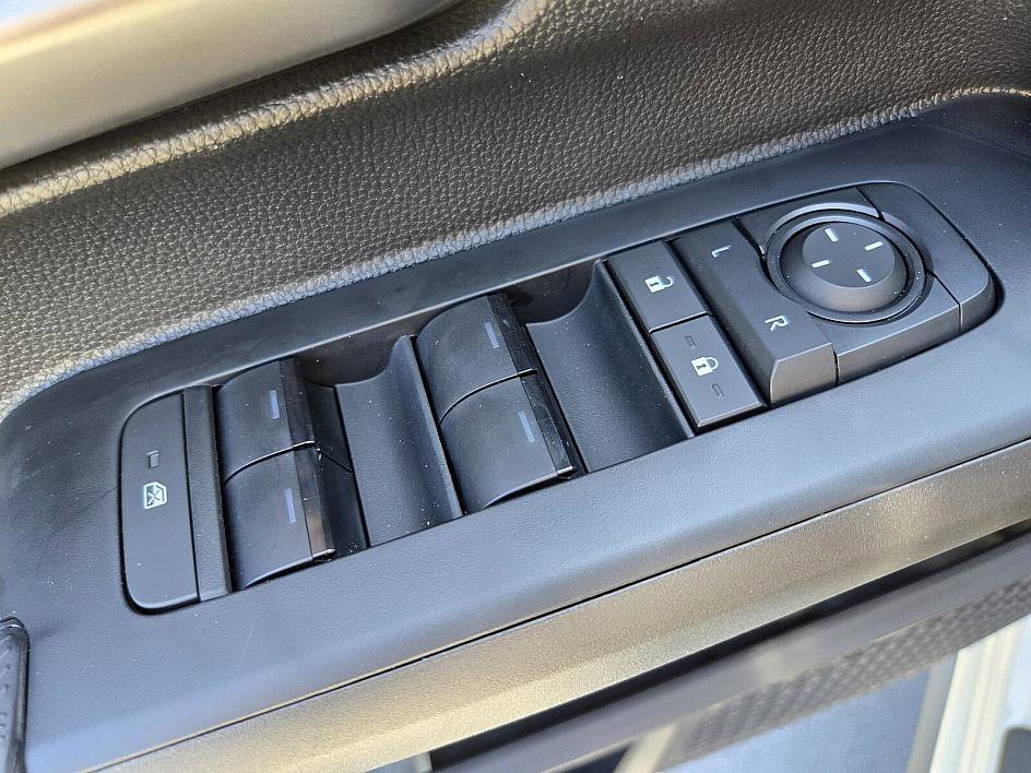 2025 Toyota Tacoma TRD Off Road - Photo 29