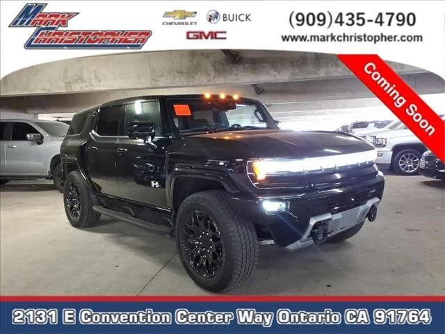 2026 GMC Hummer EV 2X SUV's photo