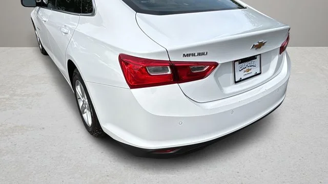 Used 2024 White Chevrolet LS image 35