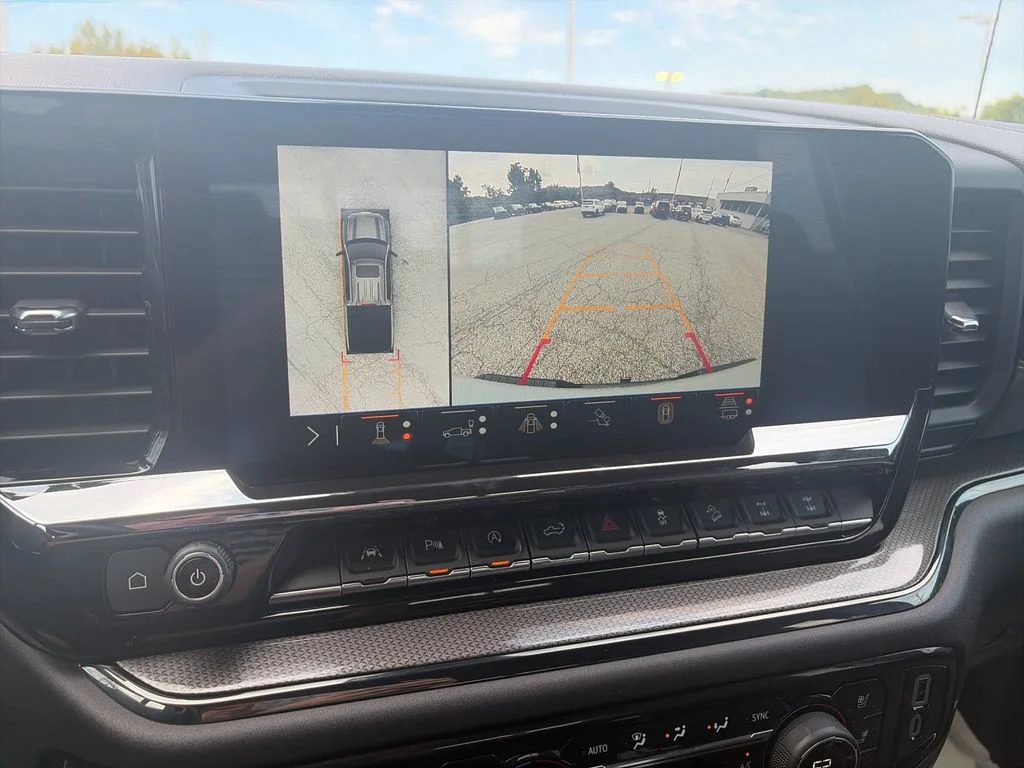 Used 2024 Gray Chevrolet ZR2 image 23