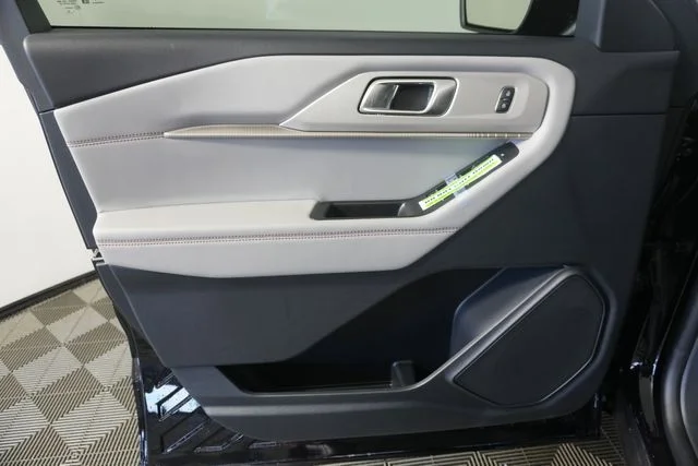 New 2026 Agate Black Metallic Ford Active image 25