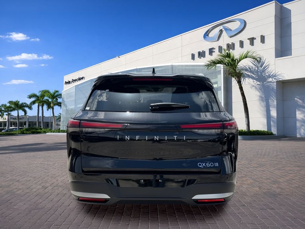 New 2027 MINERAL BLACK INFINITI Luxe AWD image 6
