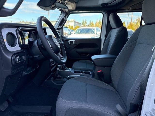 New 2026 Bright White Clear-Coat Exterior Paint Jeep Sport S image 15
