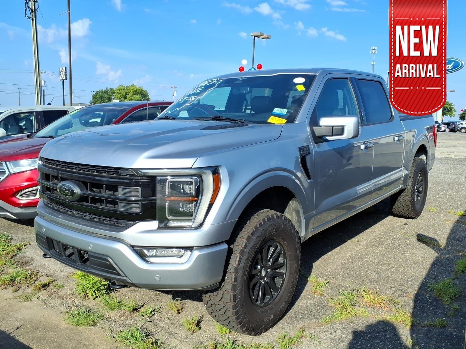 Used 2023 Iconic Silver Metallic Ford LARIAT image 1