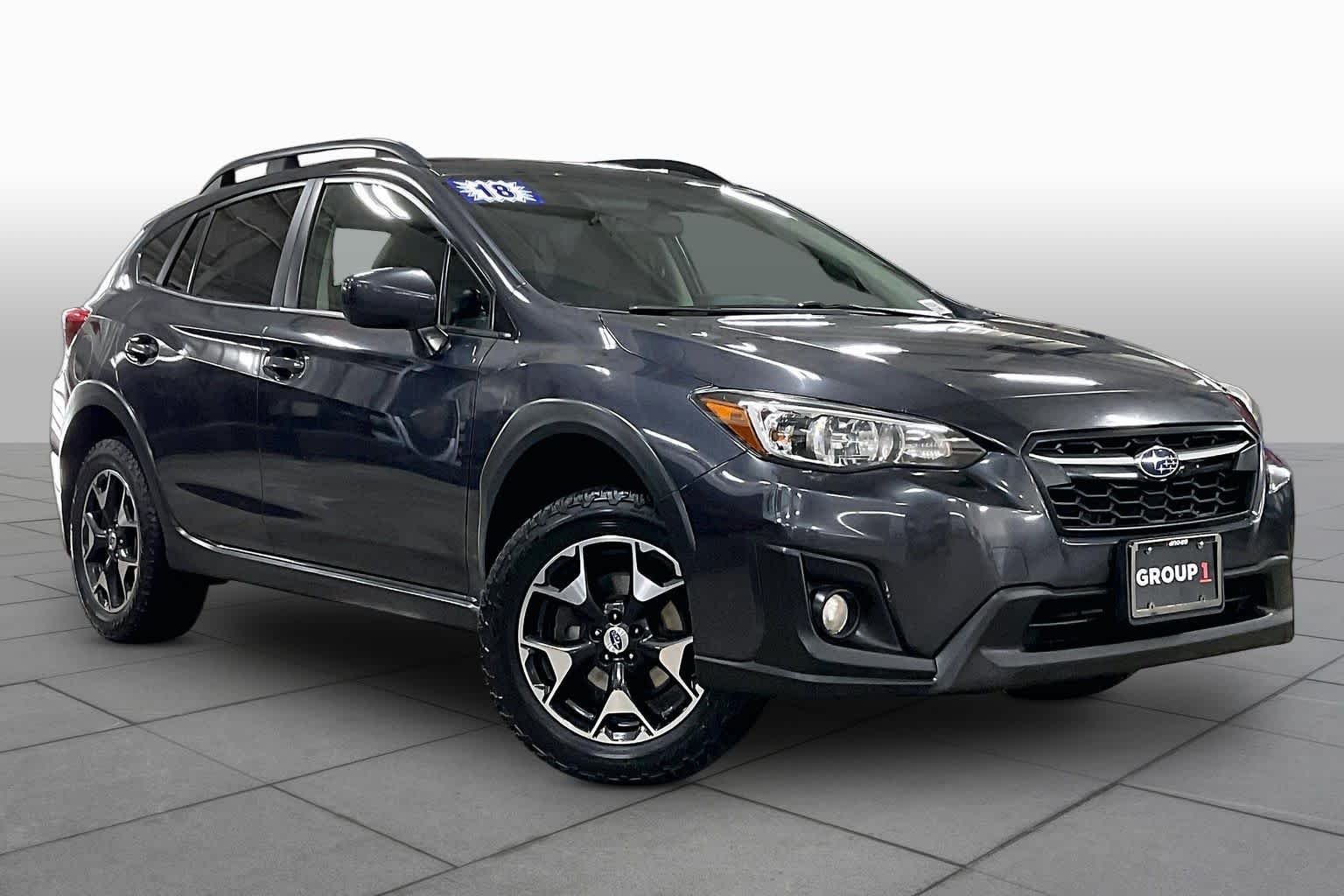 Used 2018 Dark Gray Metallic Subaru Premium image 3