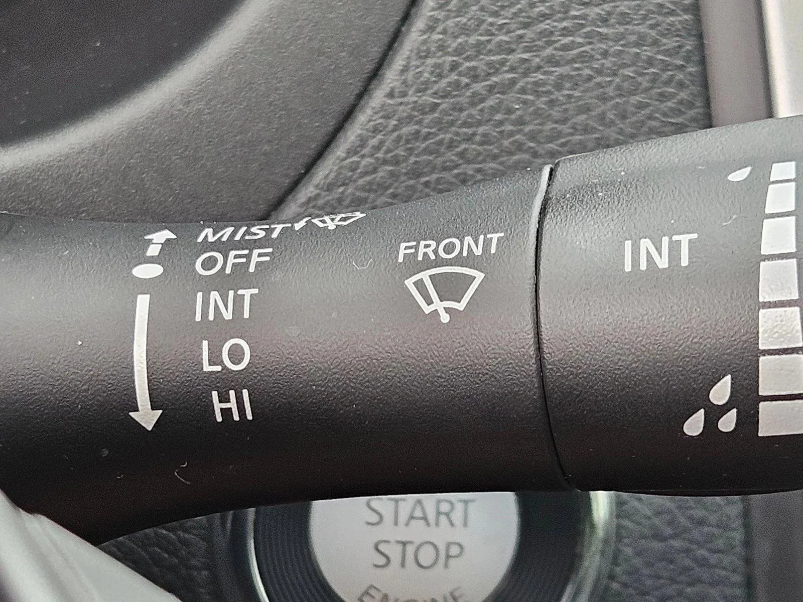 Used 2018 Gun Metallic Nissan 2.5 SL image 9