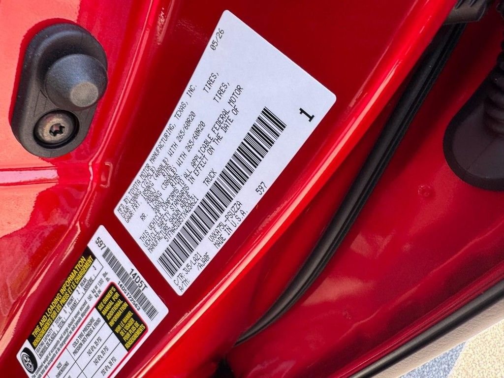 New 2026 Supersonic Red <sup>1</sup> Toyota  Platinum image 23