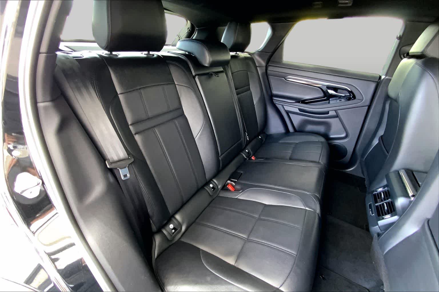 Used 2023 Santorini Black Metallic Land Rover R-Dynamic S image 20