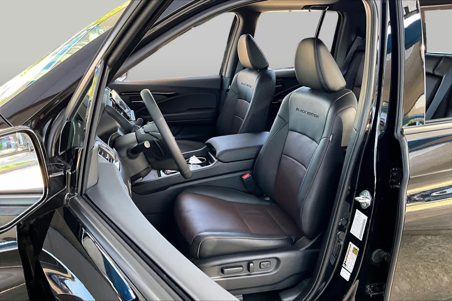 Certified Used 2026 Crystal Black Pearl Honda Black Edition image 8