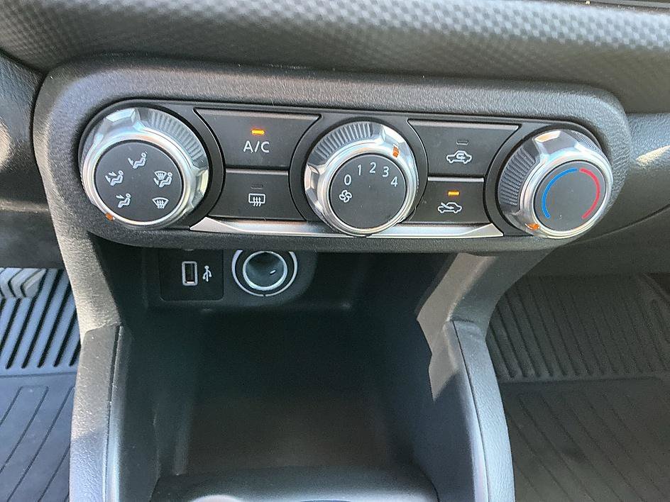 Certified Used 2025 Gun Metallic Nissan S image 19