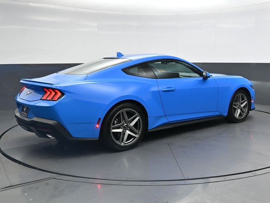 Used 2025 Grabber Blue Metallic Ford EcoBoost Premium image 4