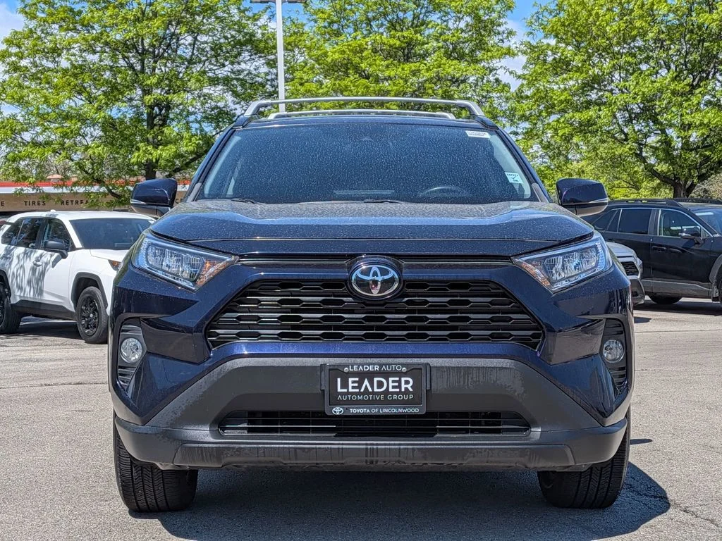 Used 2020 Blue Toyota XLE Premium image 2