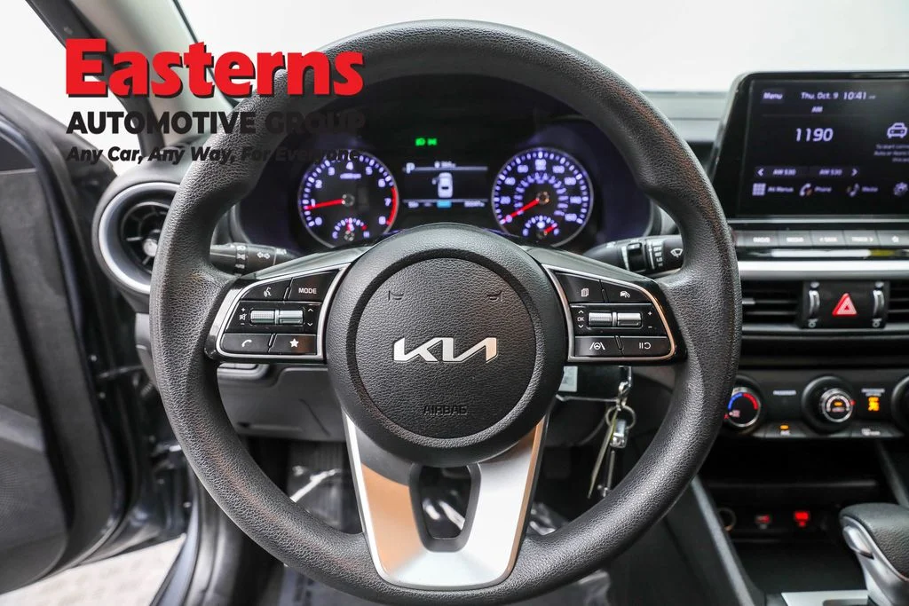 Used 2024 Gray Kia LXS image 10