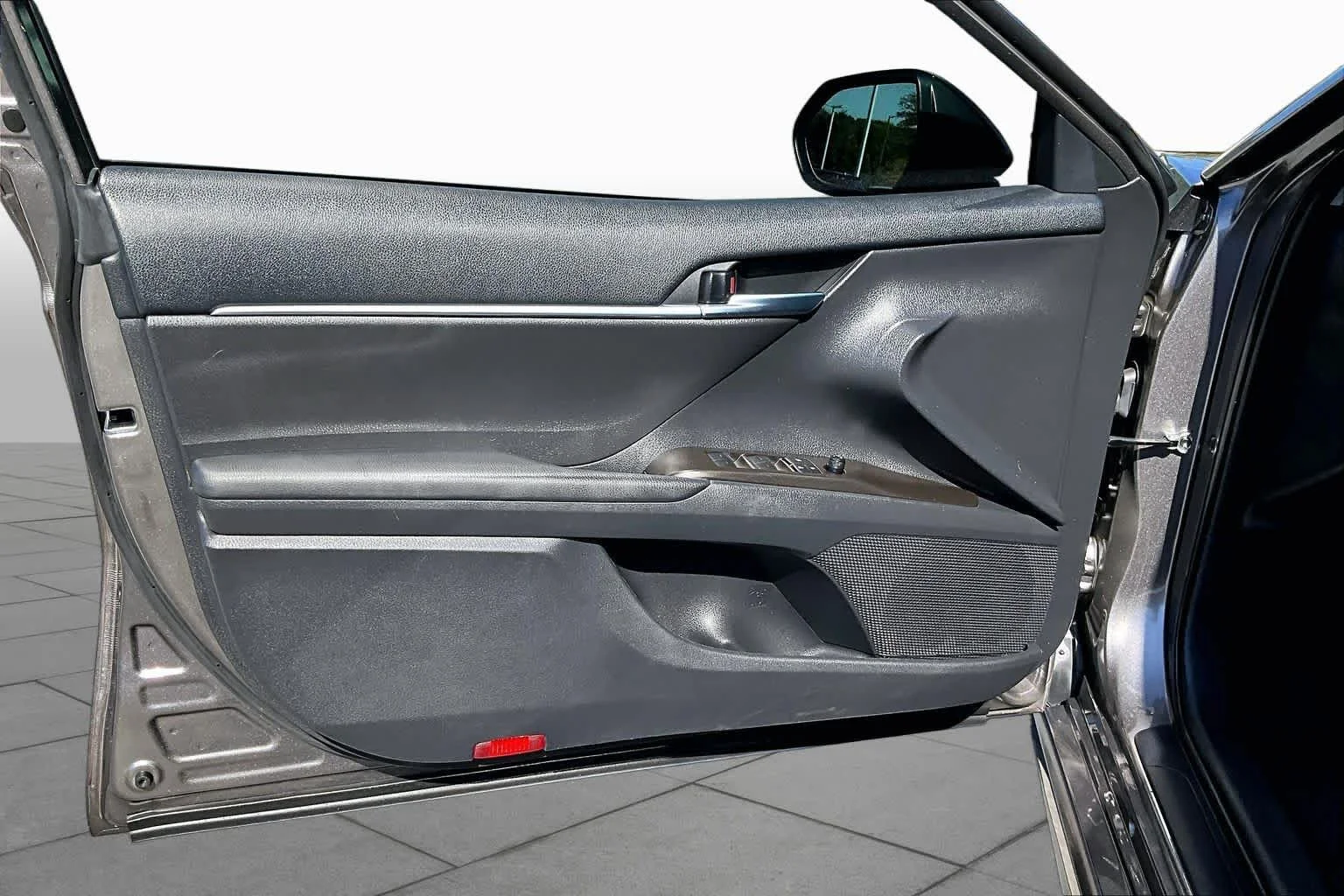 Used 2023 PREDAWN GRAY MICA Toyota SE Nightshade image 20