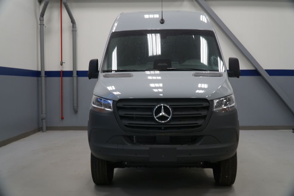 New 2025 Silver+Gray Mercedes-Benz Cargo 144 WB image 2