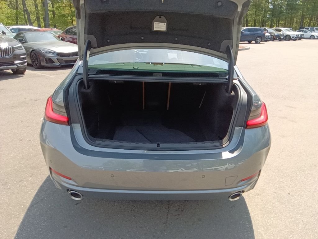 Used 2023 Skyscraper Grey Metallic BMW 330i xDrive image 27