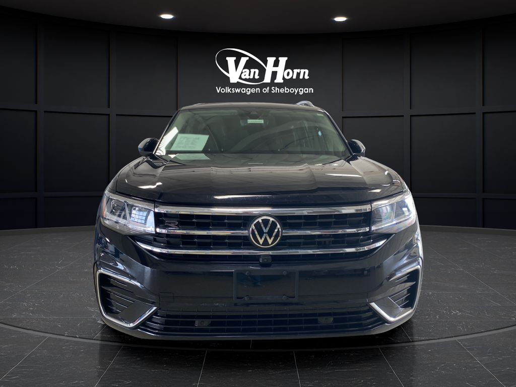 Used 2022 Black Volkswagen 3.6L V6 SEL Premium R-Line image 2