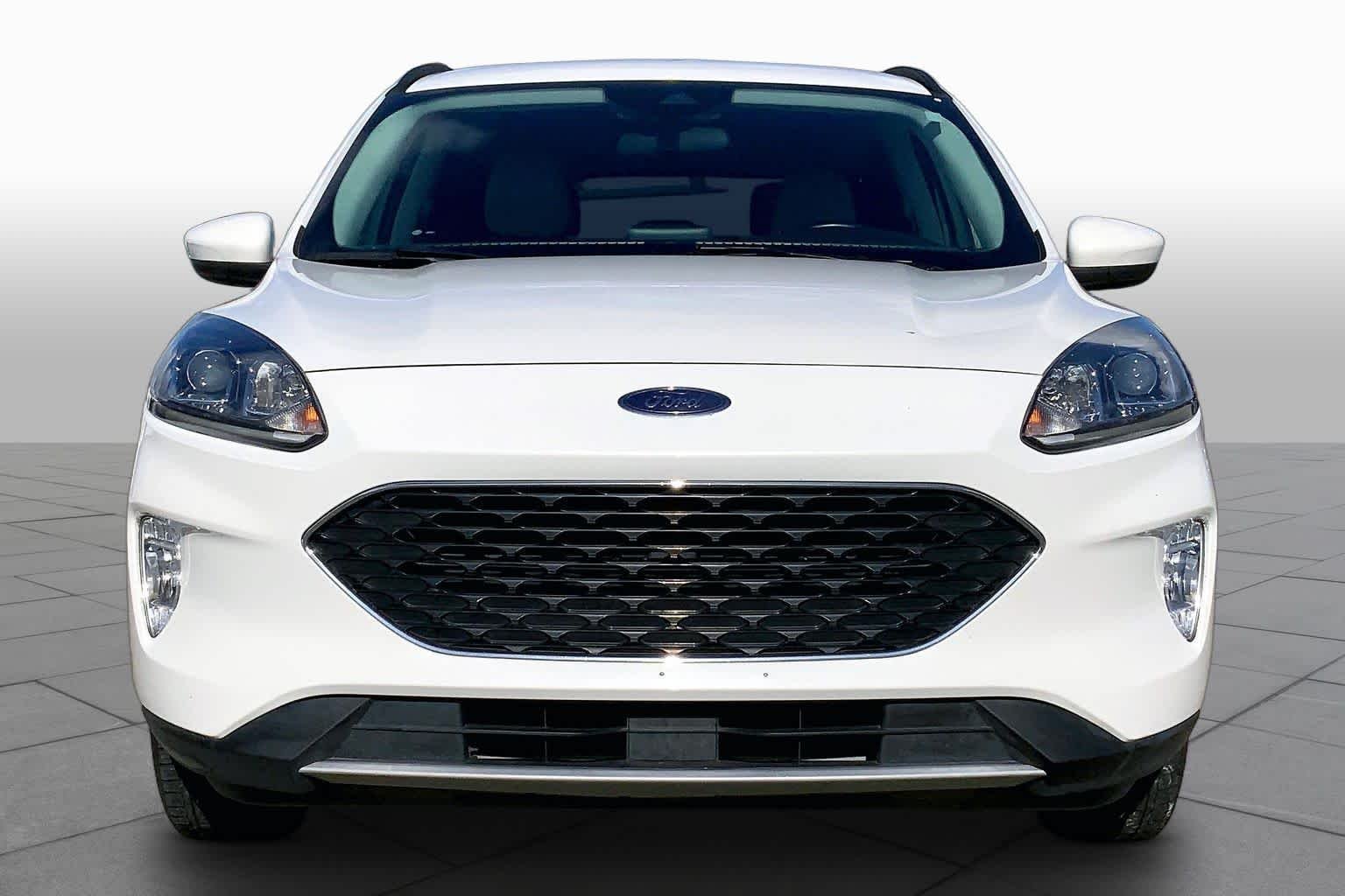 Used 2022 Star White Metallic Tri-Coat Ford SEL image 4