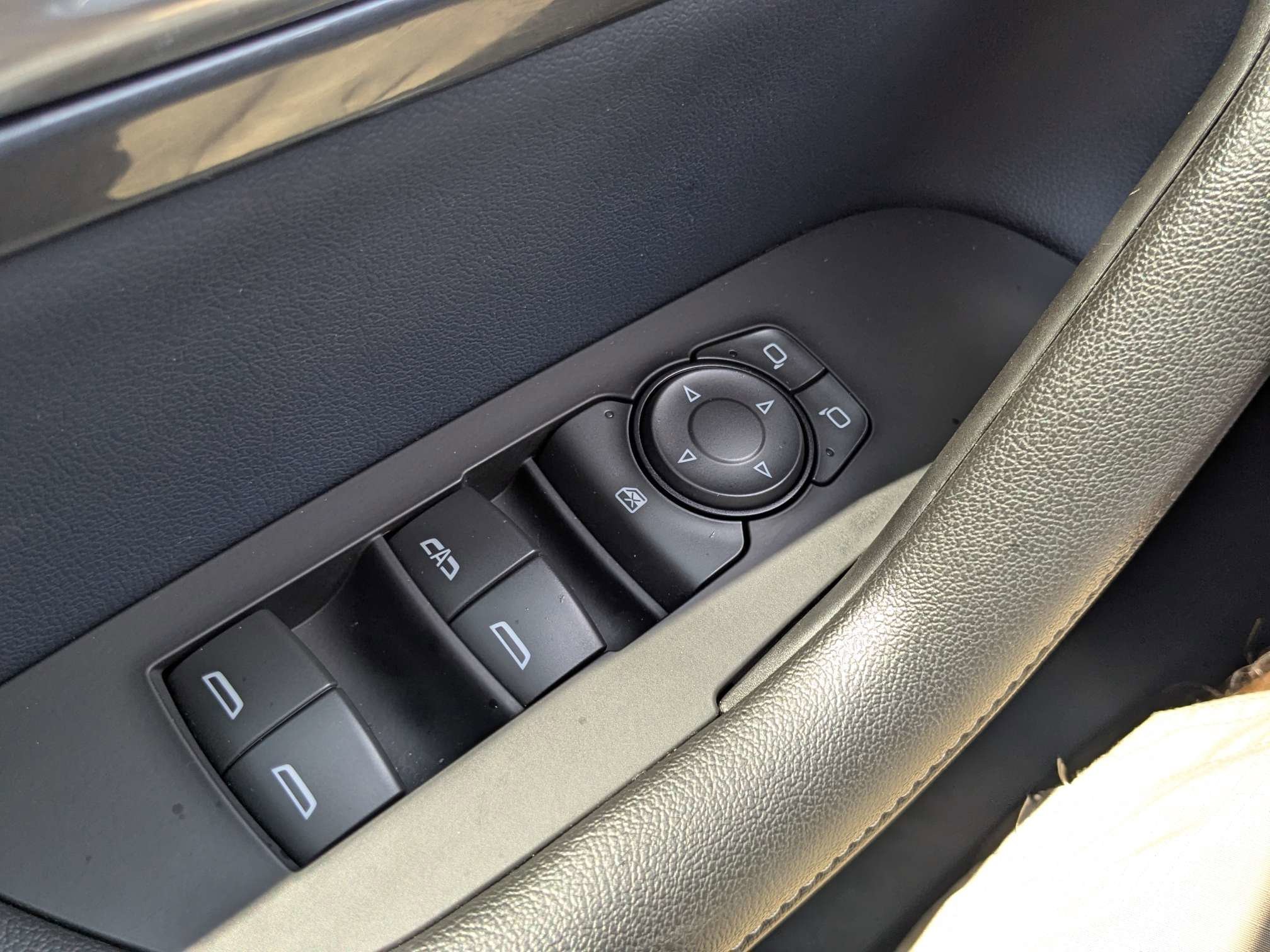 Used 2023 Black Chevrolet RS image 32