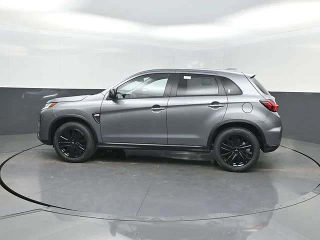 New 2026 Gray Mitsubishi 2.0 LE image 3