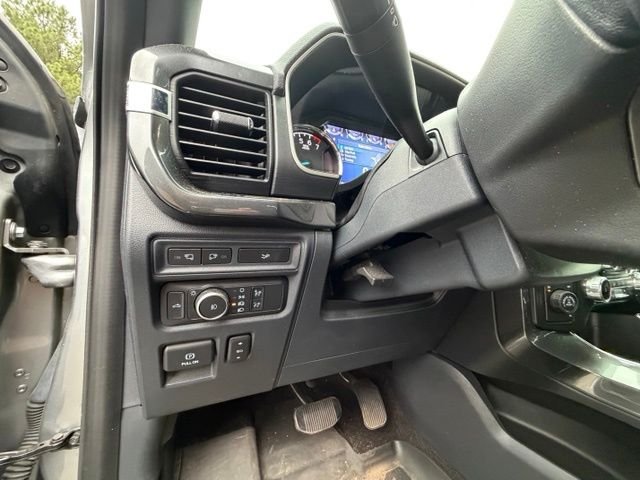 Used 2022 Silver Ford XLT image 14