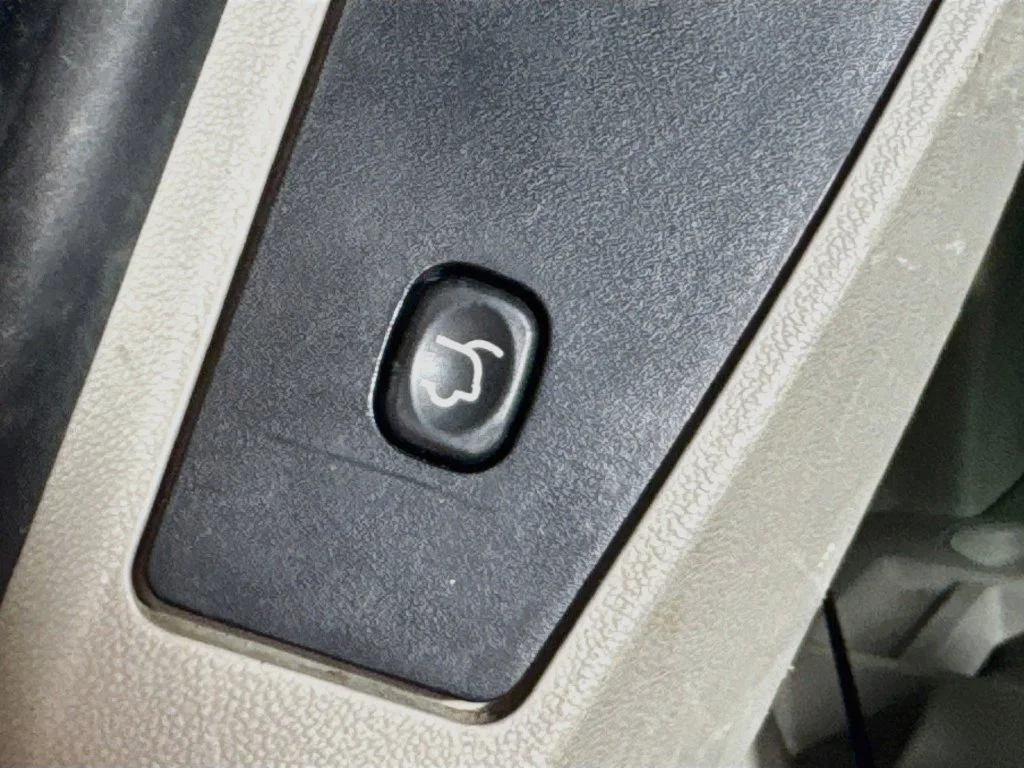 Used 2017 Red Dodge SXT image 30