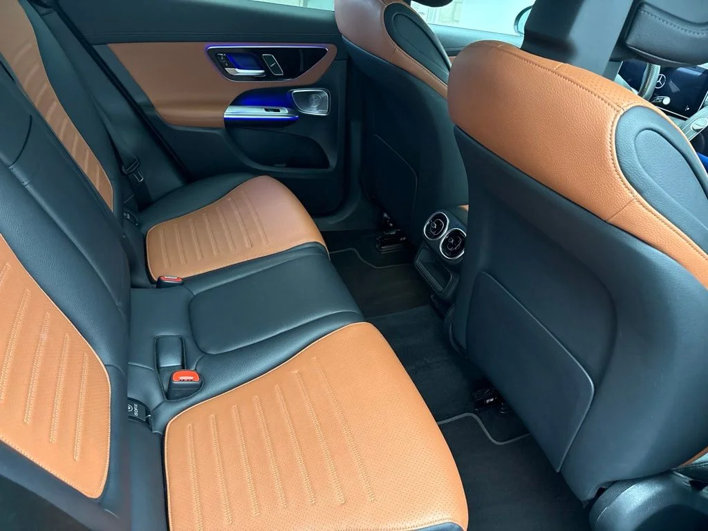 Certified Used 2023 Black Mercedes-Benz GLC 300 image 29