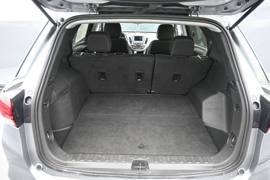 Used 2023 Gray Chevrolet LT image 11