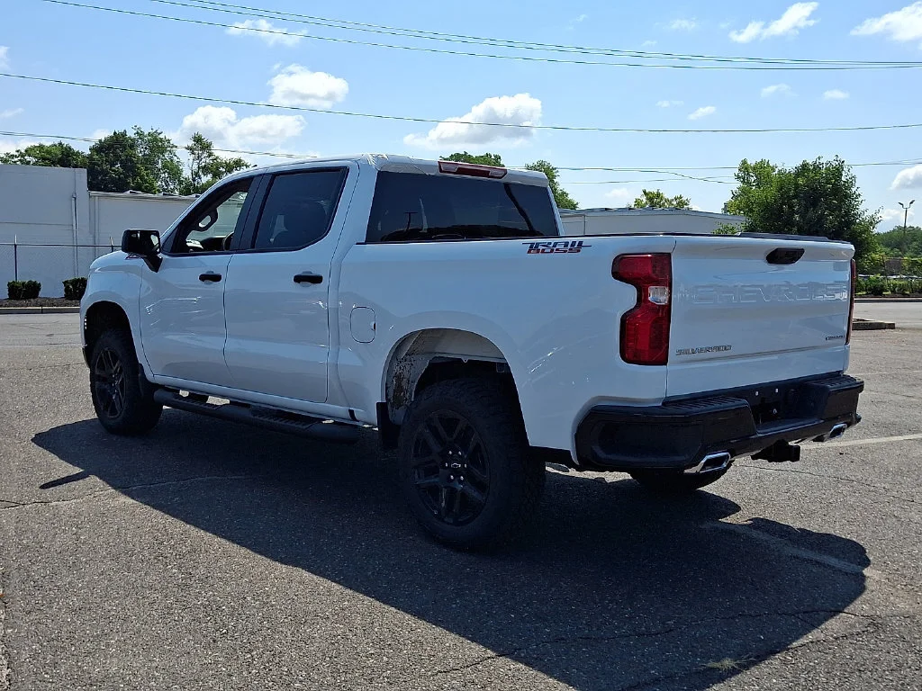 New 2026 Summit White Chevrolet Custom Trail Boss image 6