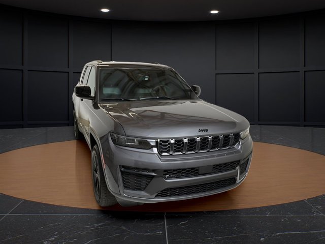 2026 Jeep Grand Cherokee Altitude